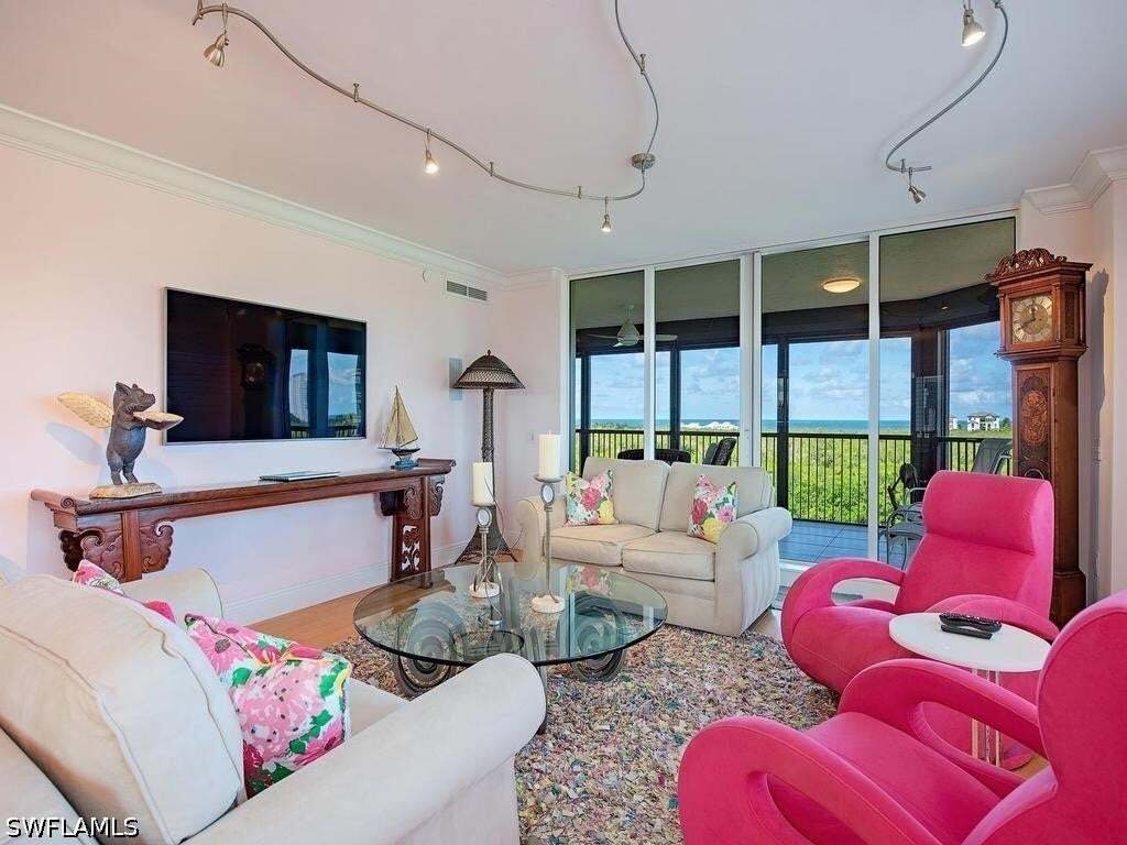 Condo in Naples, Florida, United States 2 - 18596358