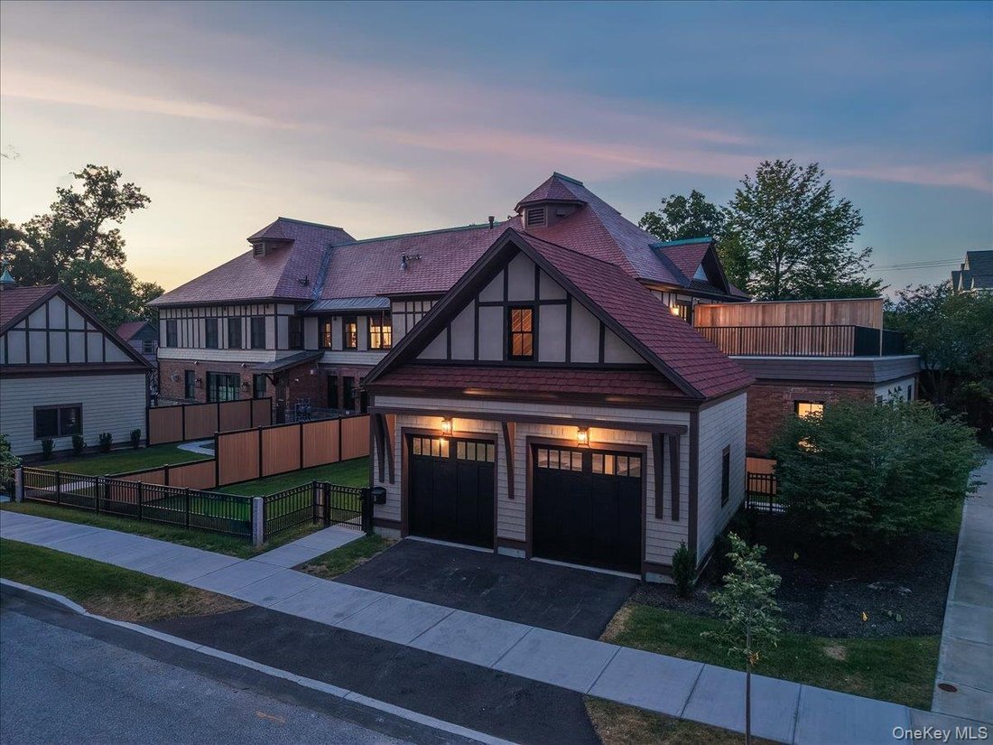 House in Saratoga Springs, New York, United States 2 - 18596522