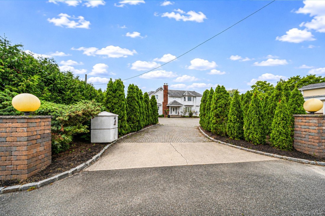 House in Bay Shore, New York, United States 3 - 18600238