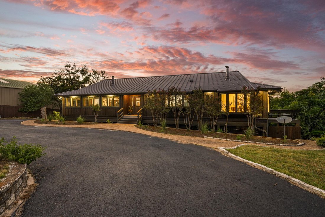 House in Jonestown, Texas, United States 1 - 18601295