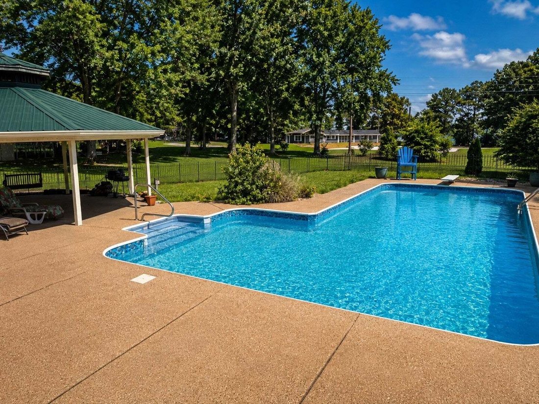 House in Paris, Tennessee, United States 1 - 18226401