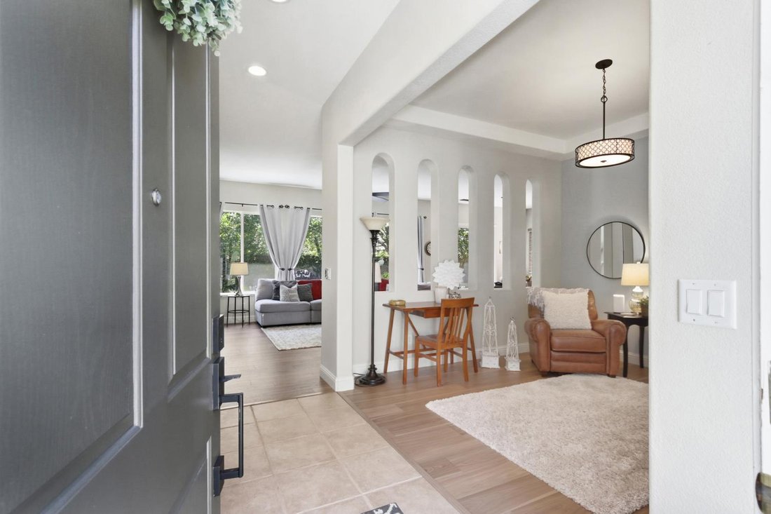 House in Folsom, California, United States 4 - 18600854
