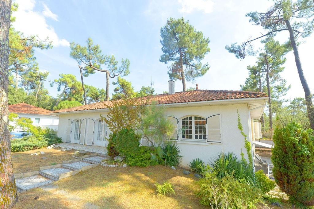 House in Nord Est Vallieres, Saint-Georges-de-Didonne, France 3 - 18490783