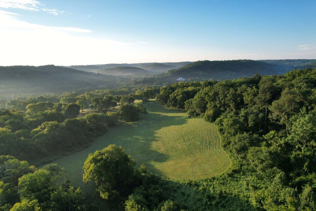 House in Columbia, Tennessee, United States 1 - 18597036