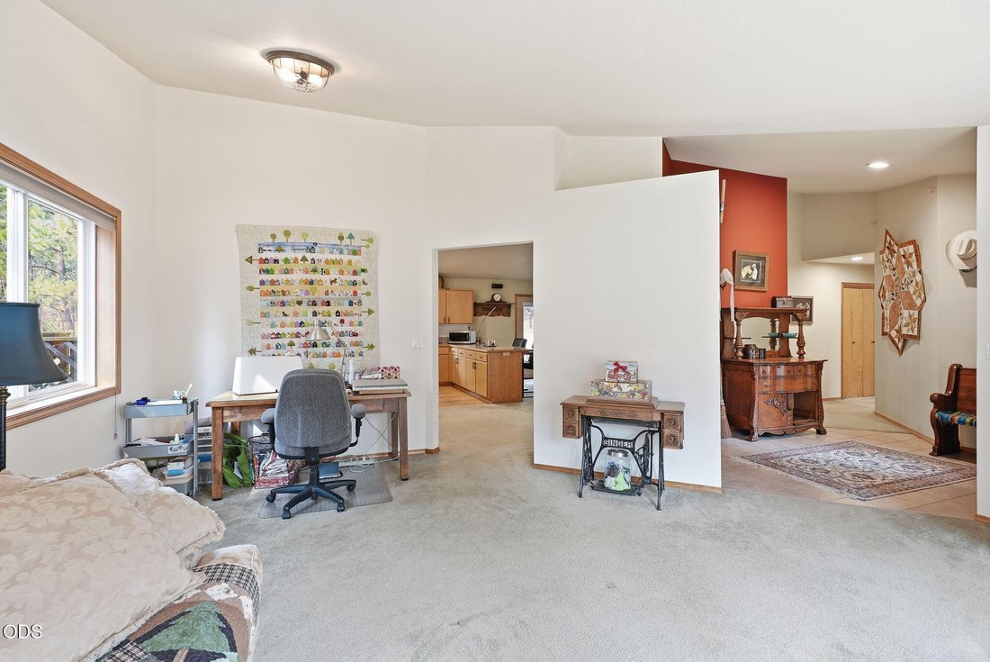 House in Sisters, Oregon, United States 2 - 18596483
