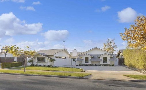 House in Los Alamitos, California, United States 1