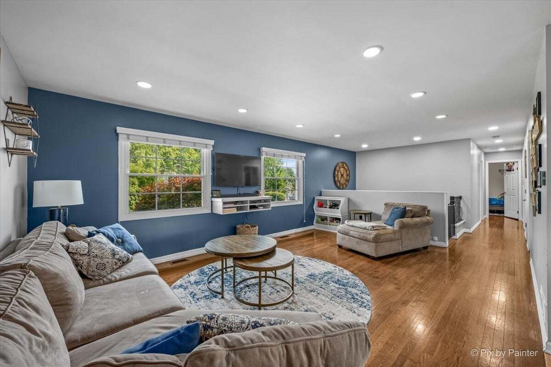 House in Hoffman Estates, Illinois, United States 5 - 18597506
