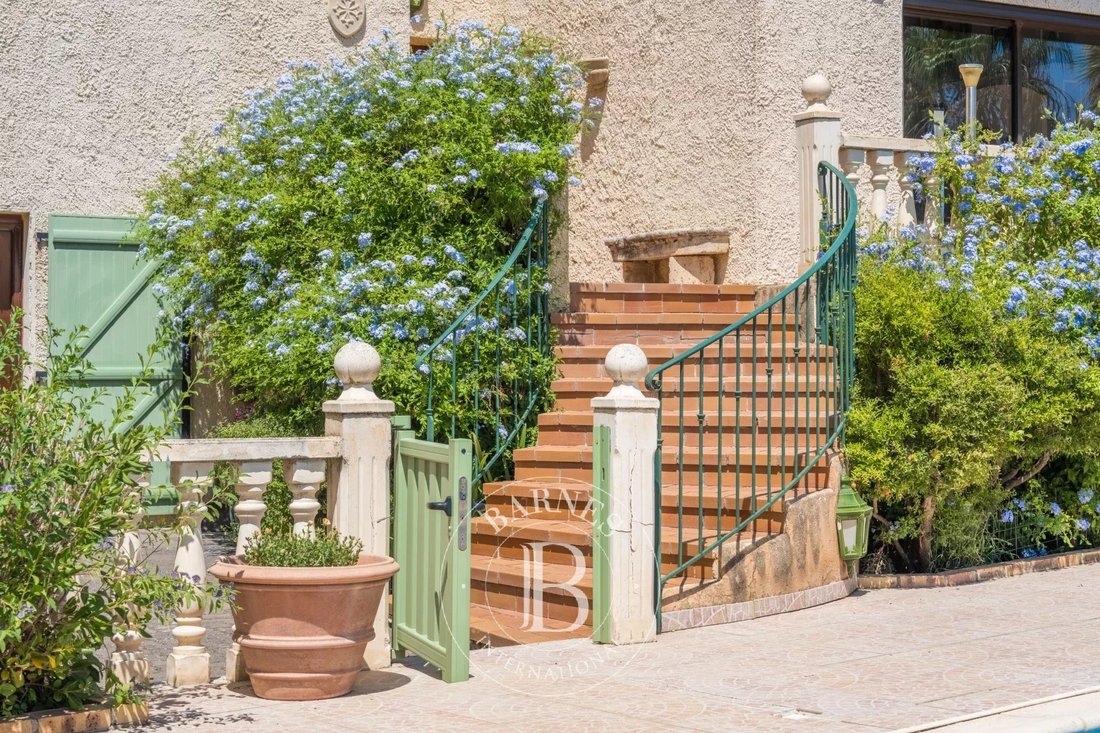 House in Centre Ville, Pezenas, France 4 - 18598653