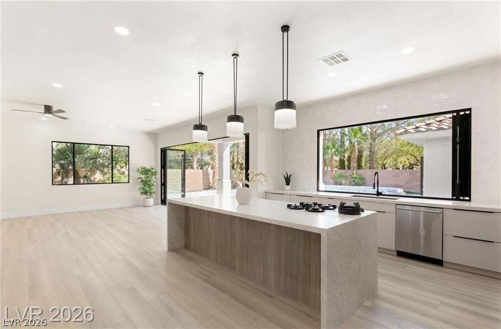 House in Las Vegas, Nevada, United States 1 - 18599726