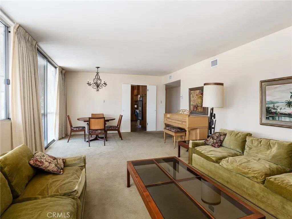 Monterey Park, California, United States 4 - 18597926