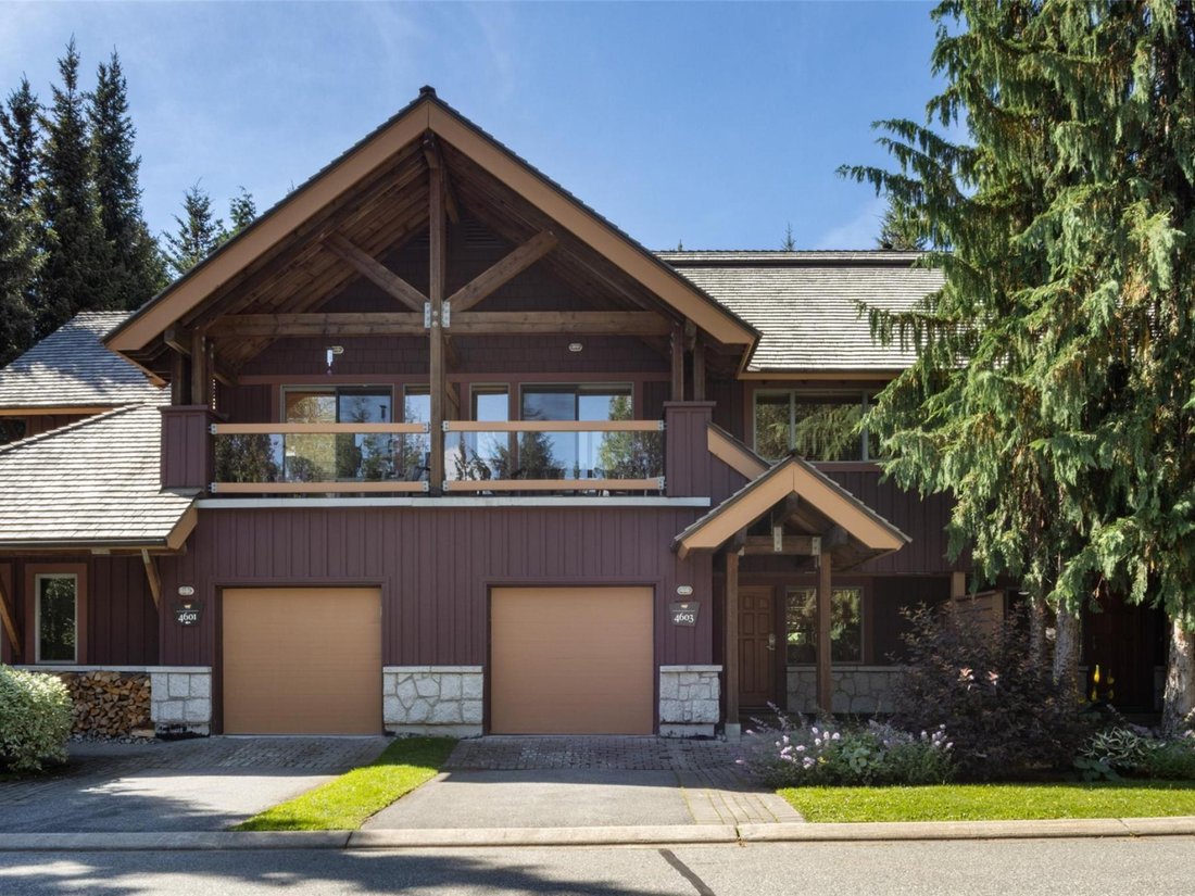 Whistler, British Columbia, Canada 1 - 18603630