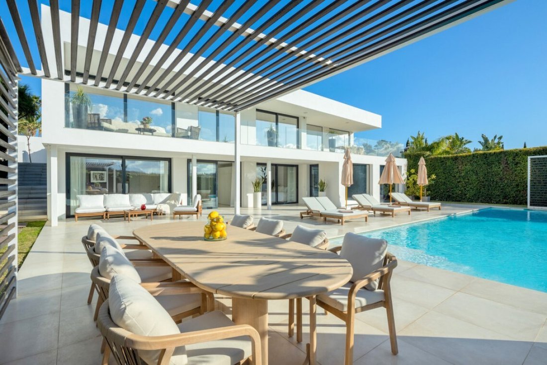 Villa in Puerto Banus, Marbella, Spain 1 - 18596951