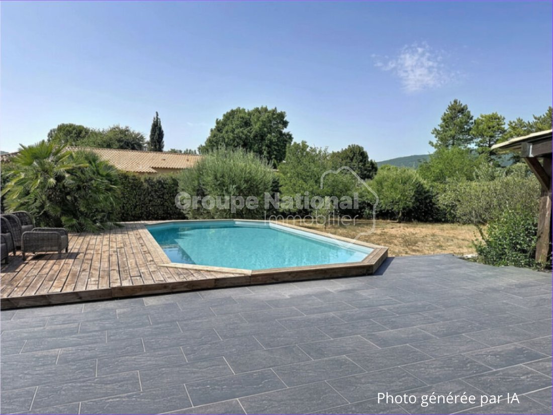 Villa in Bagnols-en-Forêt, Provence-Alpes-Côte d'Azur, France 1 - 18598821