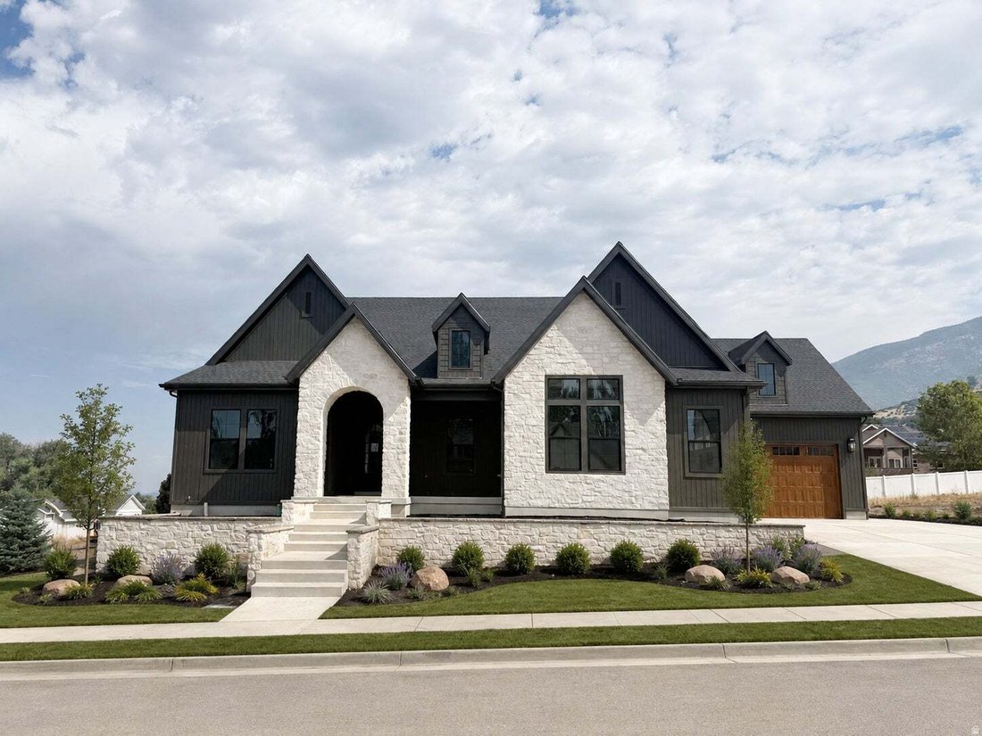 House in Centerville, Utah, United States 1 - 17298694