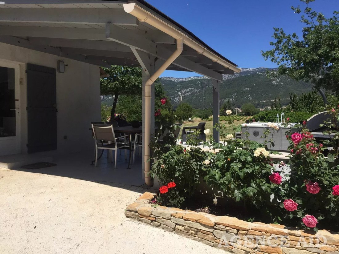 Estate in Cuges-les-Pins, Provence-Alpes-Côte d'Azur, France 4 - 18598500