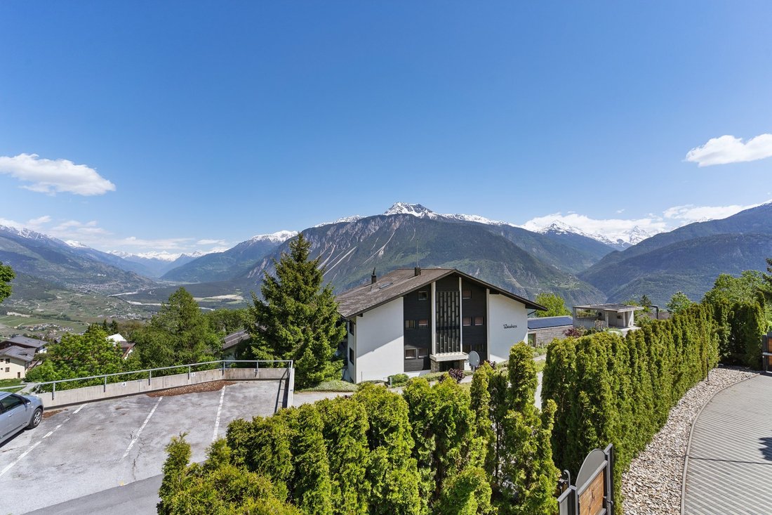 House in Crans-Montana, Valais, Switzerland 3 - 18600253