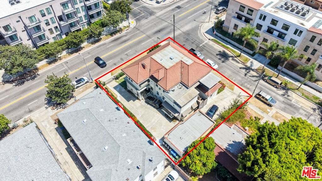 Los Angeles, California, United States 5 - 18601063