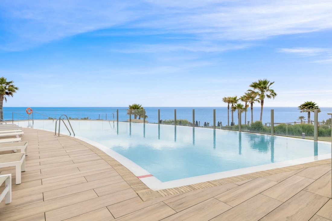 Apartment in Estepona, Andalusia, Spain 3 - 18598019