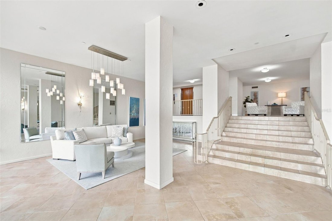 Condo in Sarasota, Florida, United States 3 - 18600941