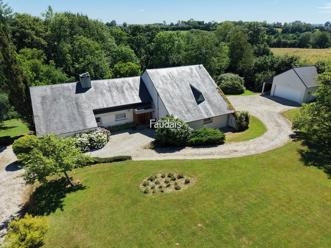 House in Saint-Clair-sur-l'Elle, Normandy, France 3 - 18600612