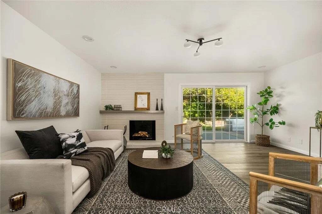 House in Fountain Valley, California, United States 4 - 18601992