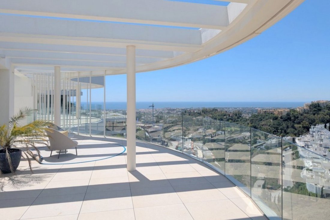 Apartment in Benahavis, Andalusia, Spain 1 - 18597616