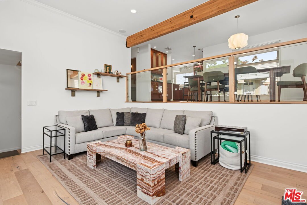 Santa Monica, California, United States 3 - 18602443