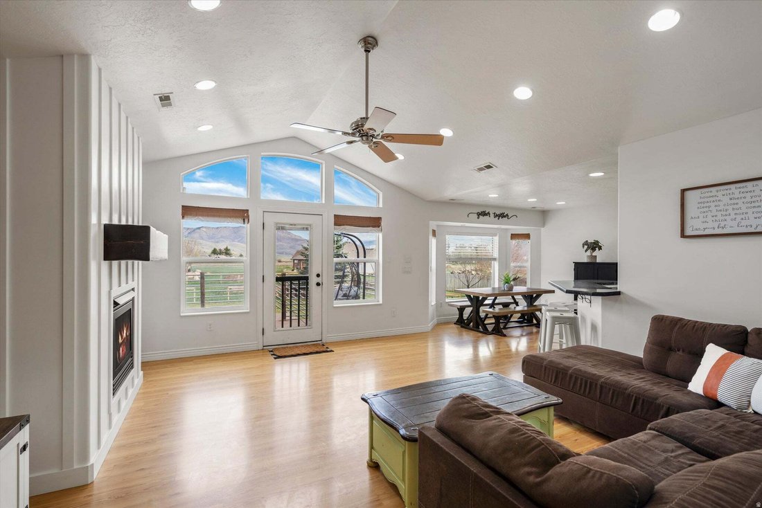 House in Eden, Utah, United States 3 - 18596639
