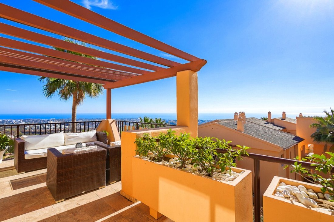 Apartment in Benahavis, Andalusia, Spain 2 - 18597651