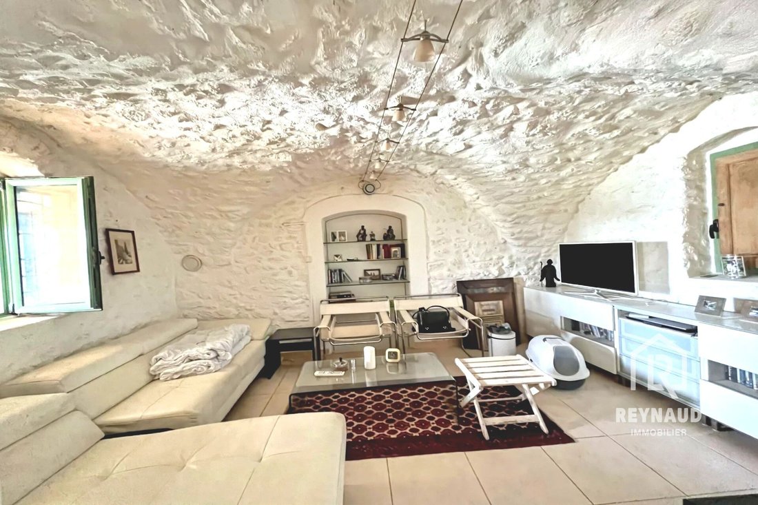 Villa in Centre Ville, Clermont-l'Hérault, France 2 - 17676372