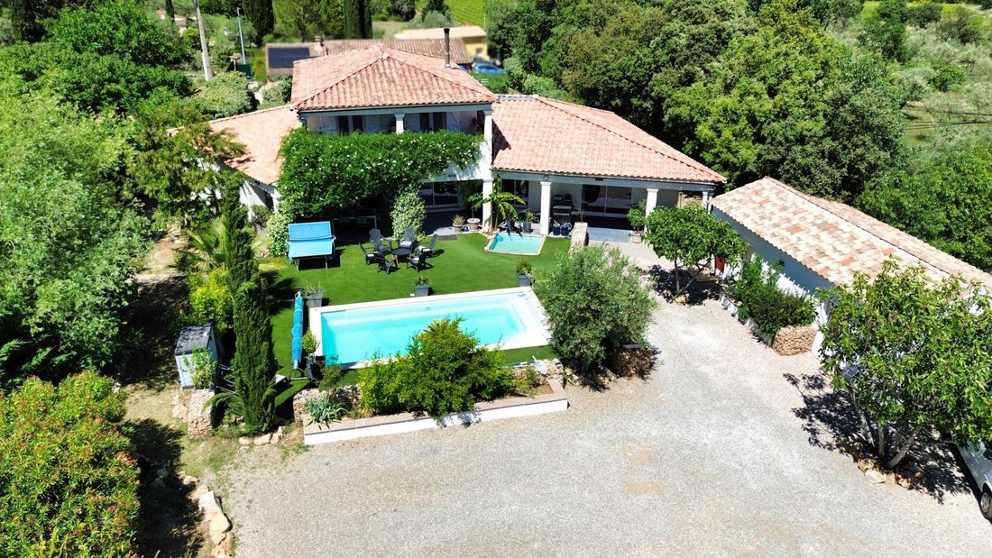 Villa in Montfort-sur-Argens, Provence-Alpes-Côte d'Azur, France 2 - 17451736