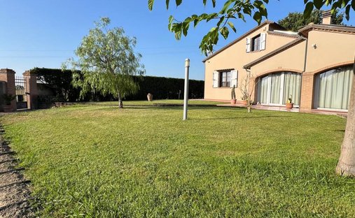 Villa a San Vincenzo, Toscana, Italia 1