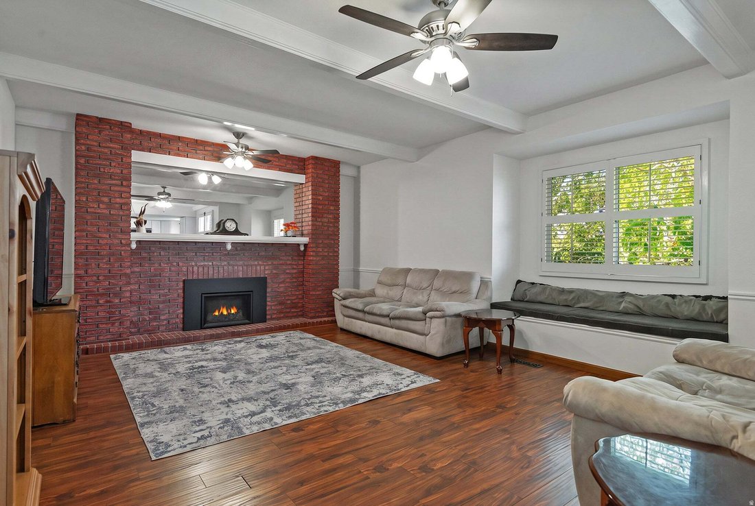 House in Sandy, Utah, United States 3 - 18600516