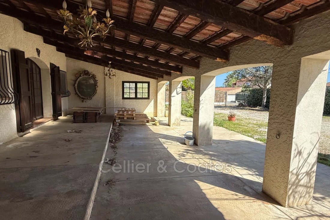 House in Nord Est, Bormes-les-Mimosas, France 2 - 18597474