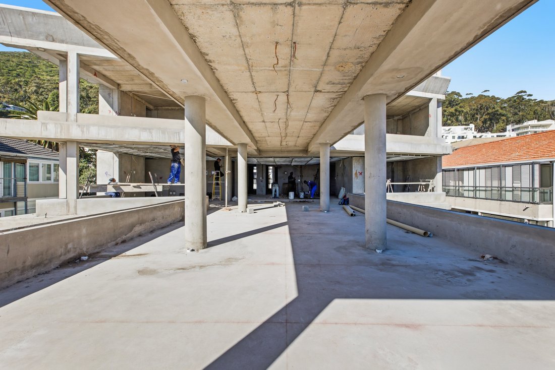 Apartment in Bakoven, Cape Town, South Africa 4 - 18598889