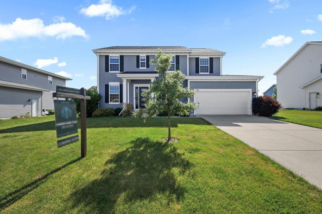 House in Fitchburg, Wisconsin, United States 1 - 18596369