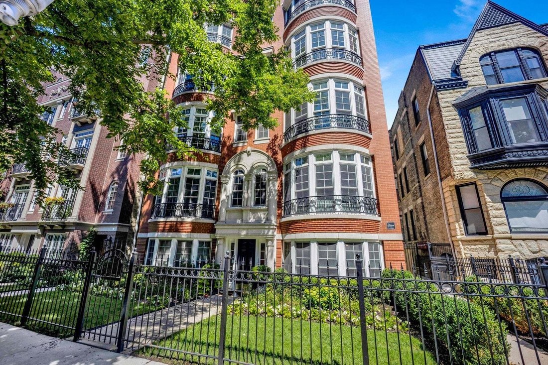 Condo in Chicago, Illinois, United States 1 - 18601436