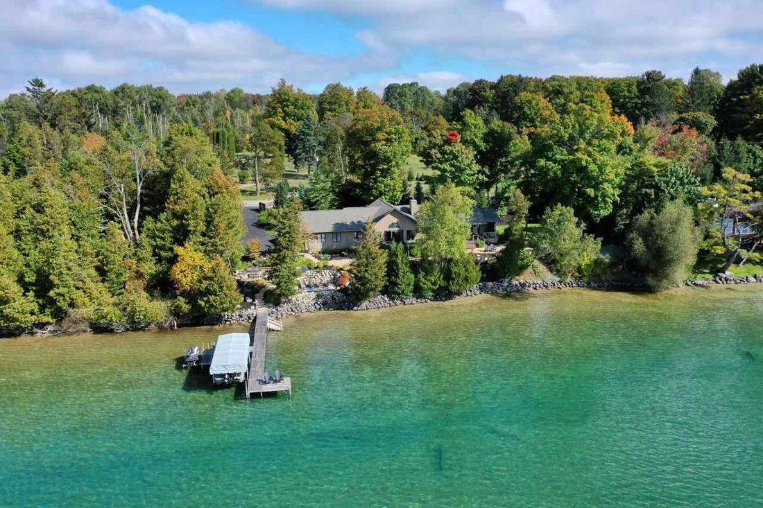 House in Central Lake, Michigan, United States 1 - 18600176