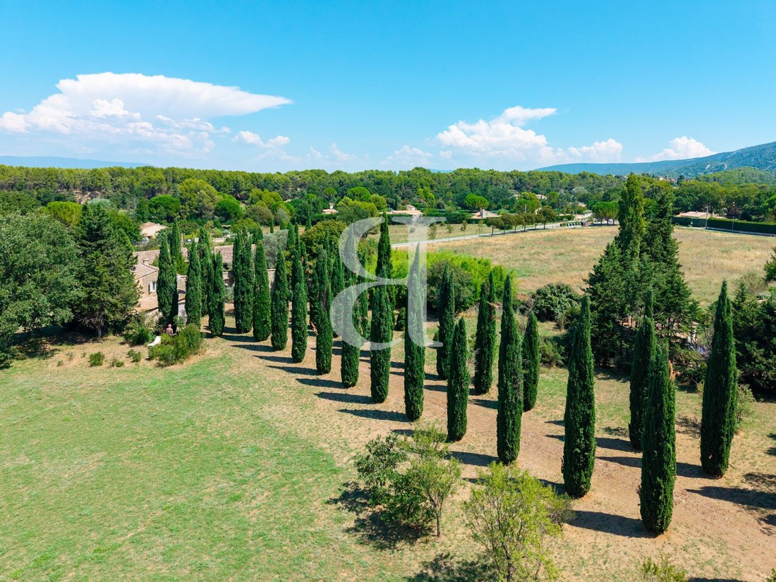 Country House in Maubec, Provence-Alpes-Côte d'Azur, France 5 - 18603997