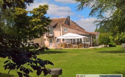 Maison à Coteau Sud, Chevreuse, France 1