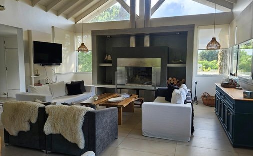 House in Costa Azul, Buenos Aires Province, Argentina 1
