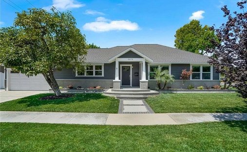 House in Signal Hill, California, United States 1