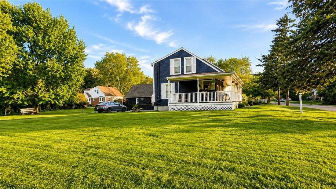House in North Smithfield, Rhode Island, United States 2 - 18600053
