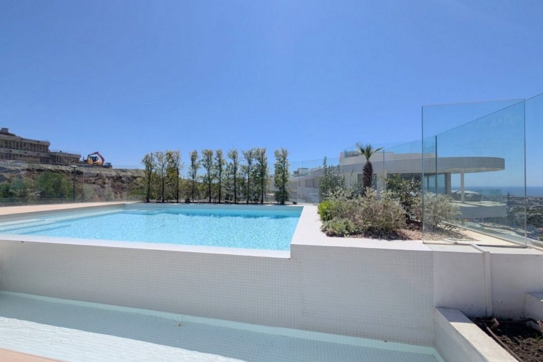 Apartment in Benahavis, Andalusia, Spain 3 - 18597616