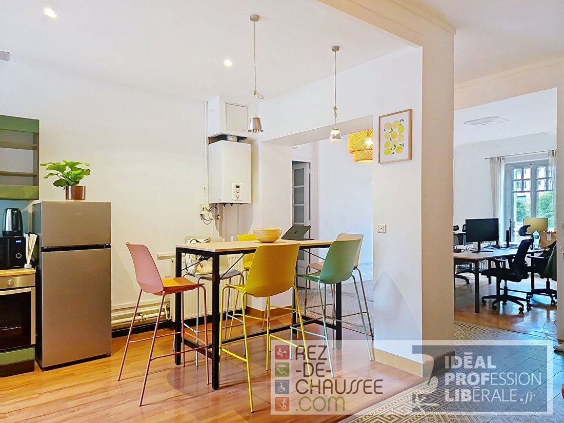 Apartment in Croix Rousse-Gros Caillou, Lyon 4e Arrondissement, Lyon 4 - 18597650