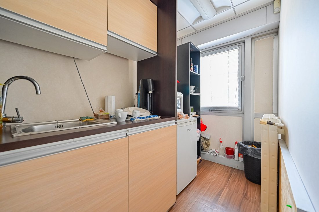 Apartment in Centre Ville, Clichy, France 4 - 18604048