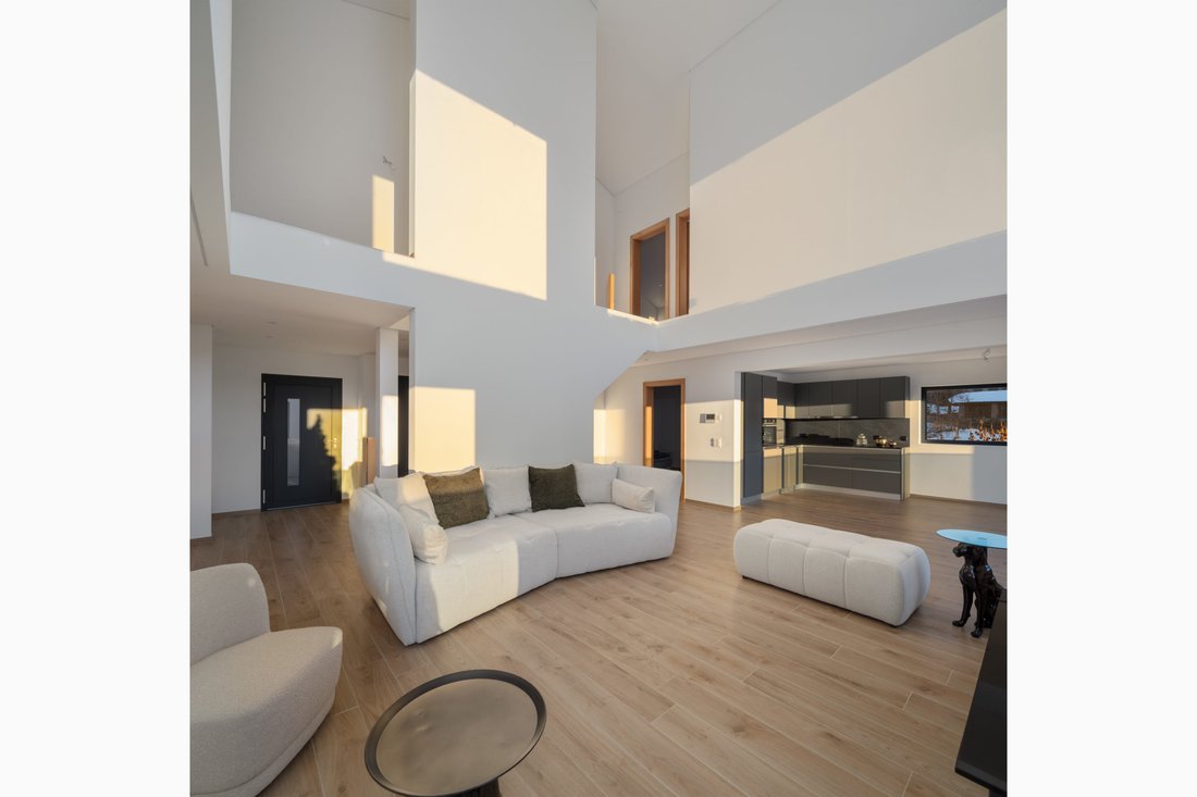 Estate in Crans-Montana, Valais, Switzerland 5 - 18599948