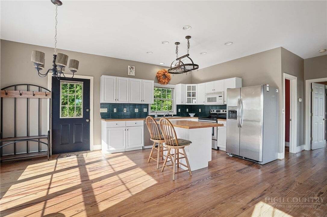 House in Newland, North Carolina, United States 4 - 18594569