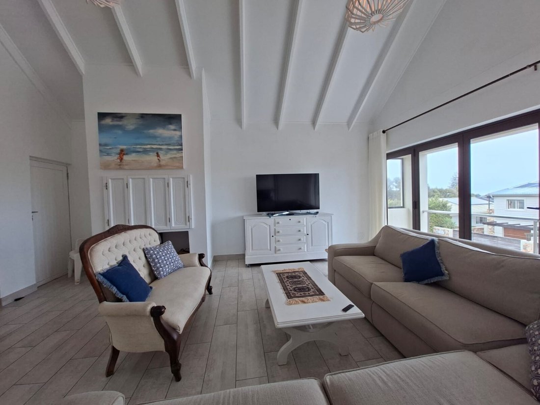 Country House in Fernkloof Estate, Western Cape, South Africa 2 - 18598869
