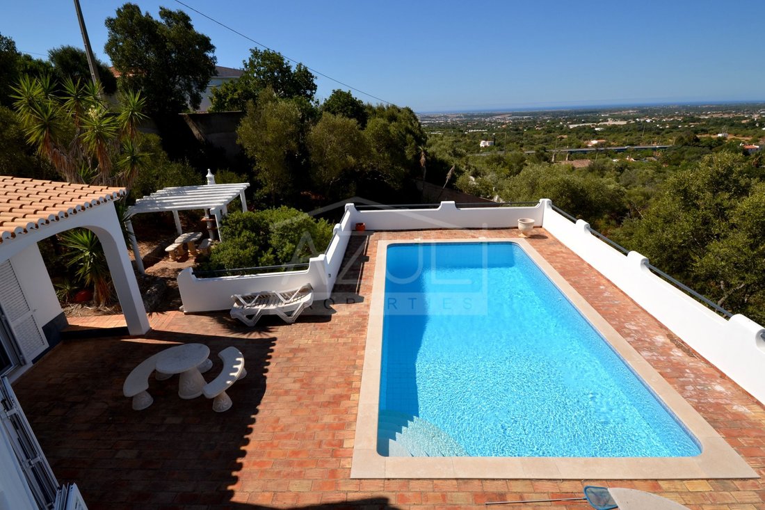 Villa in Santa Barbara de Nexe, Algarve, Portugal 2 - 18602638